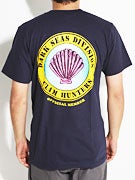 Dark Seas Clam Hunter Premium Pocket T-Shirt
