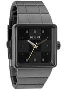 Nixon The Quatro Watch  All Gunmetal/Black