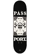 Passport Petty Thief Skull Deck  8.0x31.59