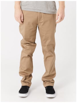 Featured image of post Skater Boy Outfits Cargo Pants - Cargo pants outfit men dickies workwear khaki cargo pants work trousers work pants fashion men fashion outfits skateboard fashion outfit.