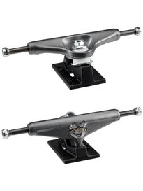 Venture Skateboard Trucks