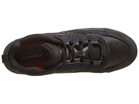 Nike SB Air Max Ishod Shoes\Black/Black-Anthracite-Gum