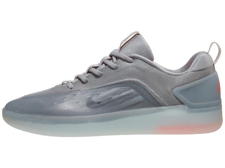 Nike SB Nyjah 4 Shoes\College Grey/Brown-Slvr-Crimson