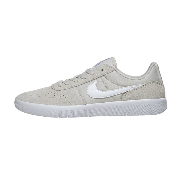 nike sb team classic white